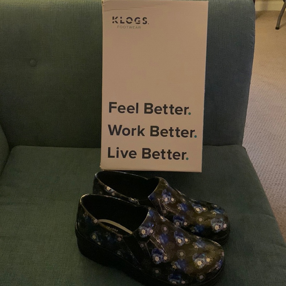 New with box Klogs footwear Size 8